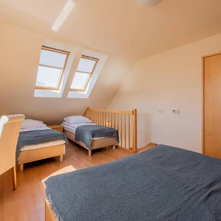 Wooden Sun Seasons 24 In Close To The By Renters Apartmán Rewal